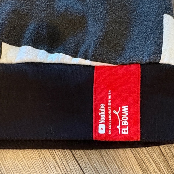 Rare YouTube × El Boum Collaboration Graphic Logo Sweatshirt – Size Small - Picture 8 of 9